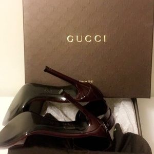 Gucci Ursula Ankle Strap Pump